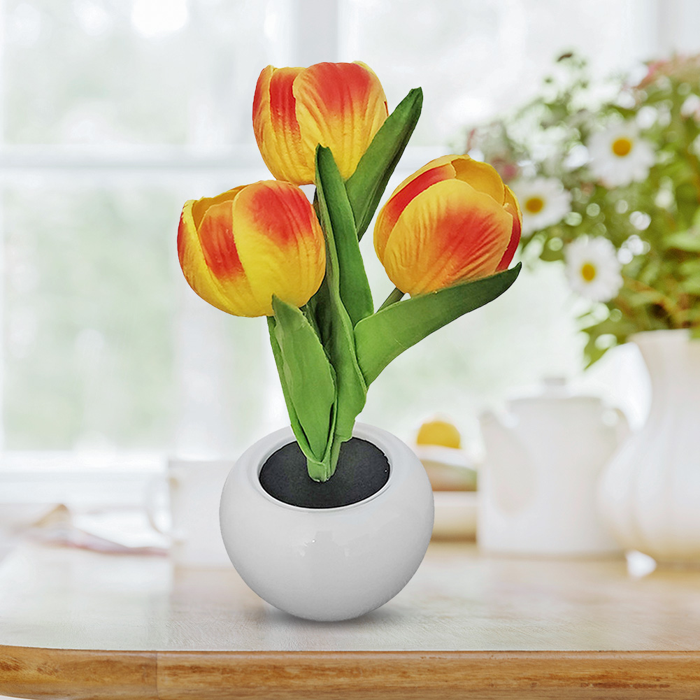 9x22cmの鉢植えの花をモチーフにした卓上ランプ。電池式で - Plant Pot のレビューと価格