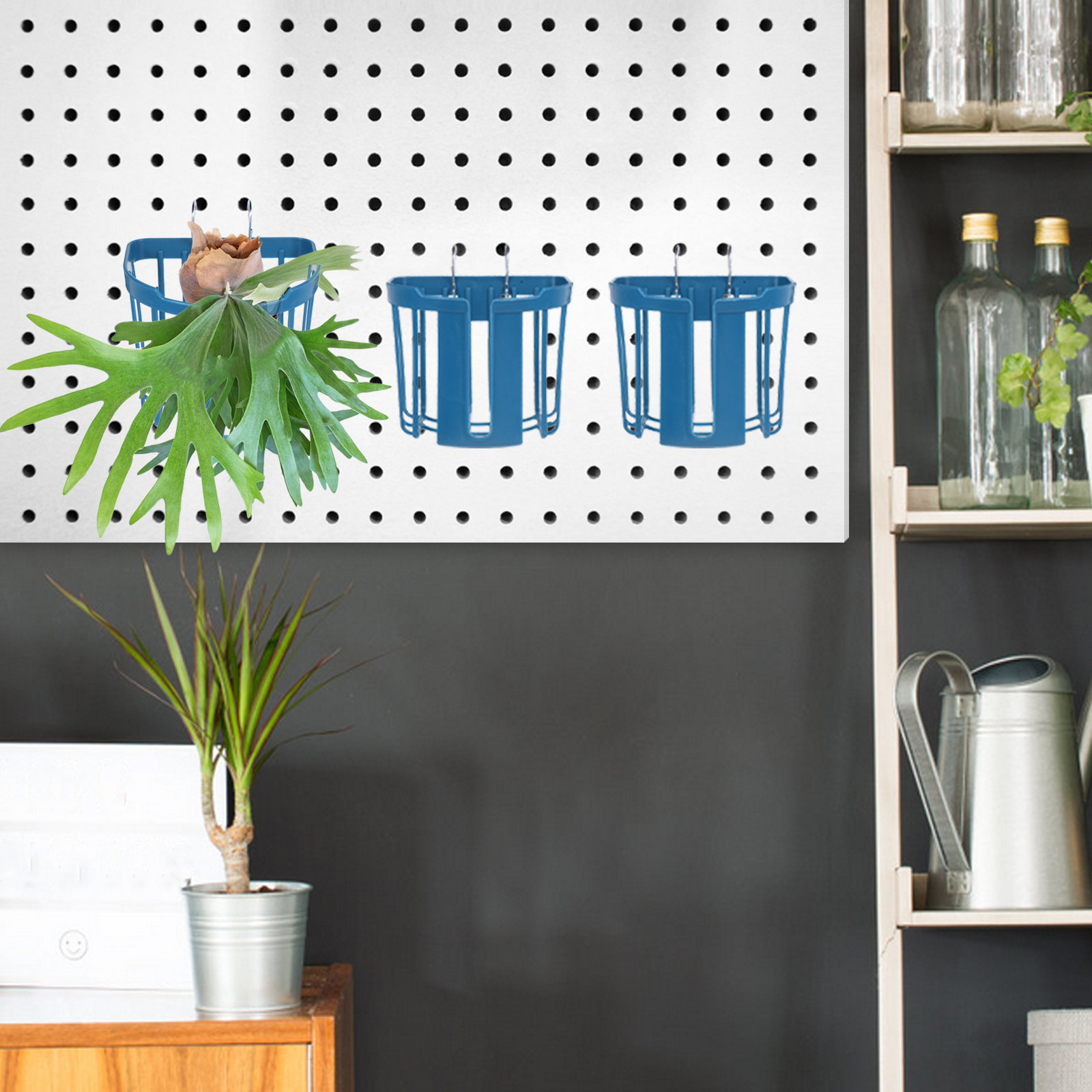 4個入り、壁掛け式の観葉植物プランターバスケット。屋内、屋外 - Vertical Planter のレビューと価格